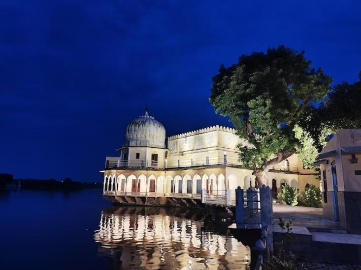 Phool Mahal Palace Кішангарх Екстер'єр фото